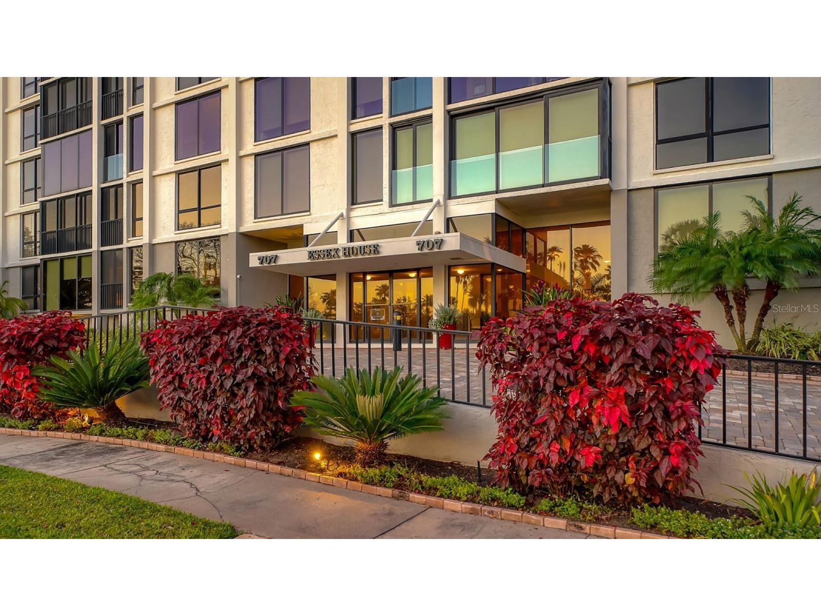 707 S Gulfstream Avenue #705 Sarasota FL 34236 A4696016 image3