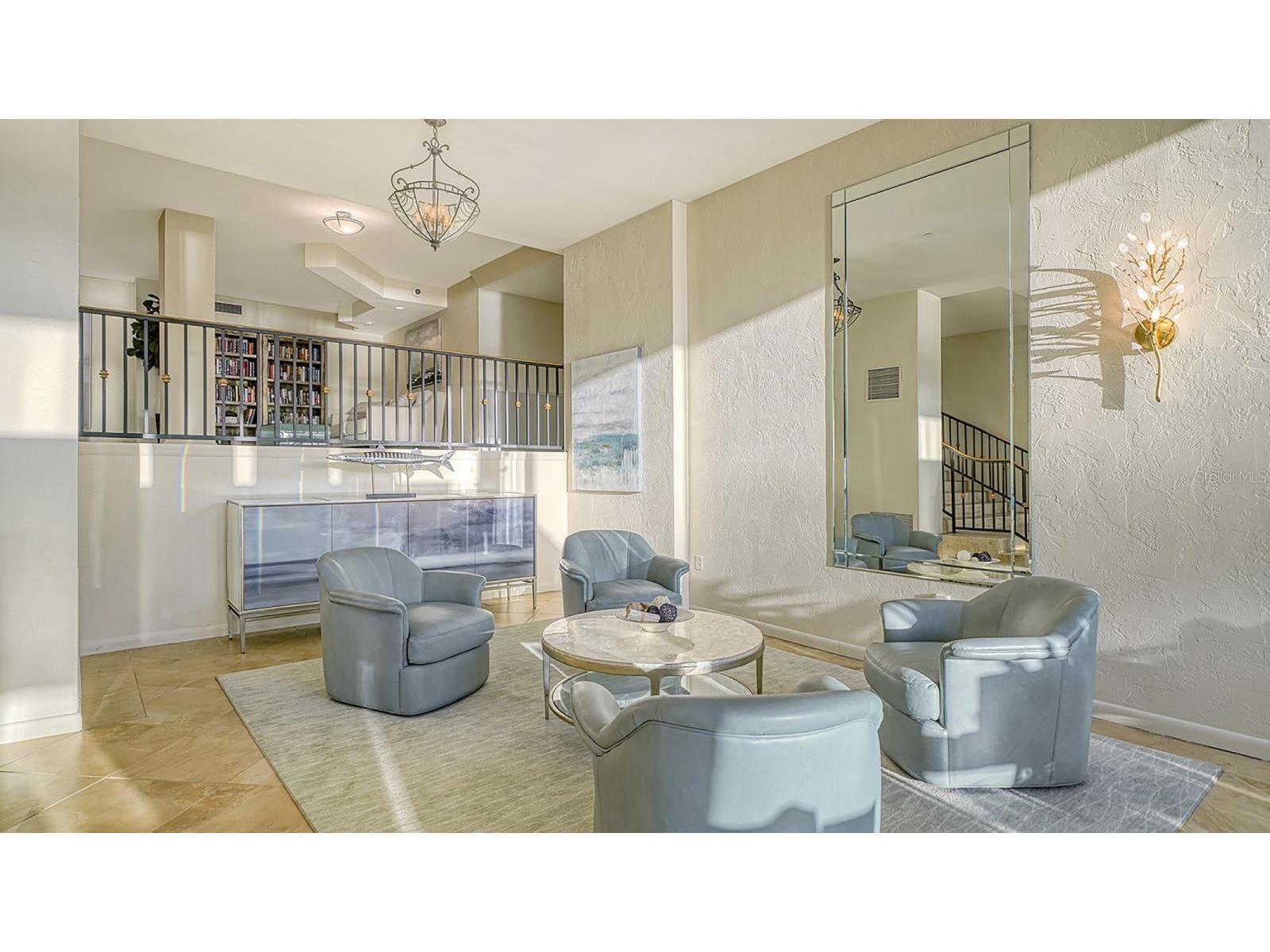 707 S Gulfstream Avenue #705 Sarasota FL 34236 A4696016 image47