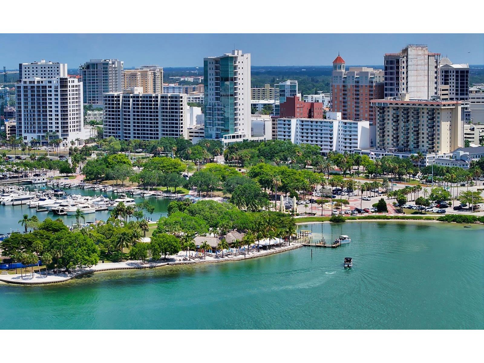 707 S Gulfstream Avenue #705 Sarasota FL 34236 A4696016 image59