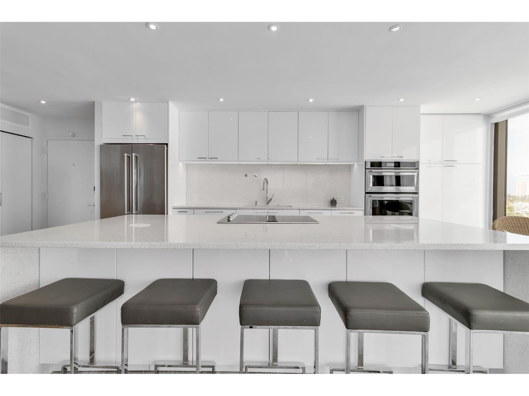 707 S Gulfstream Avenue #802 Sarasota FL 34236 A4686314 image11