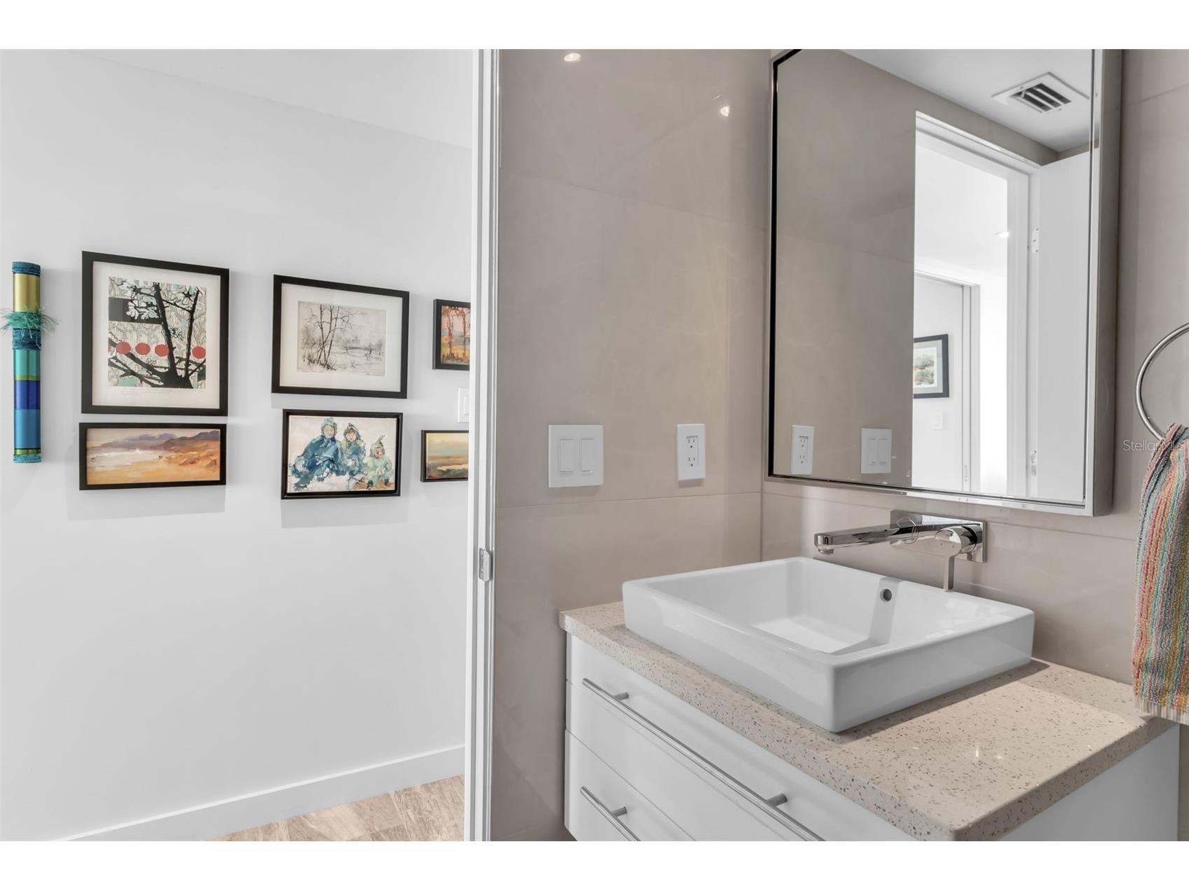 707 S Gulfstream Avenue #802 Sarasota FL 34236 A4686314 image32