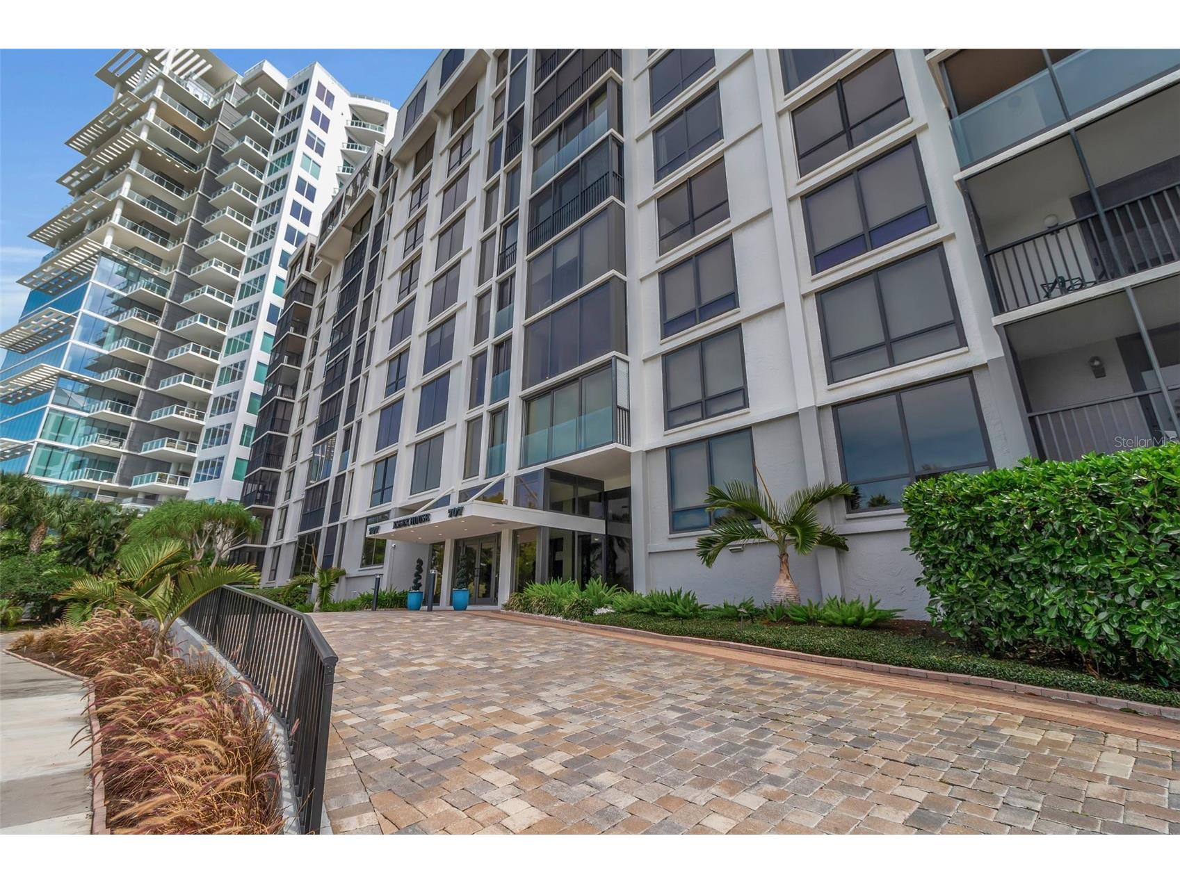 707 S Gulfstream Avenue #802 Sarasota FL 34236 A4686314 image40