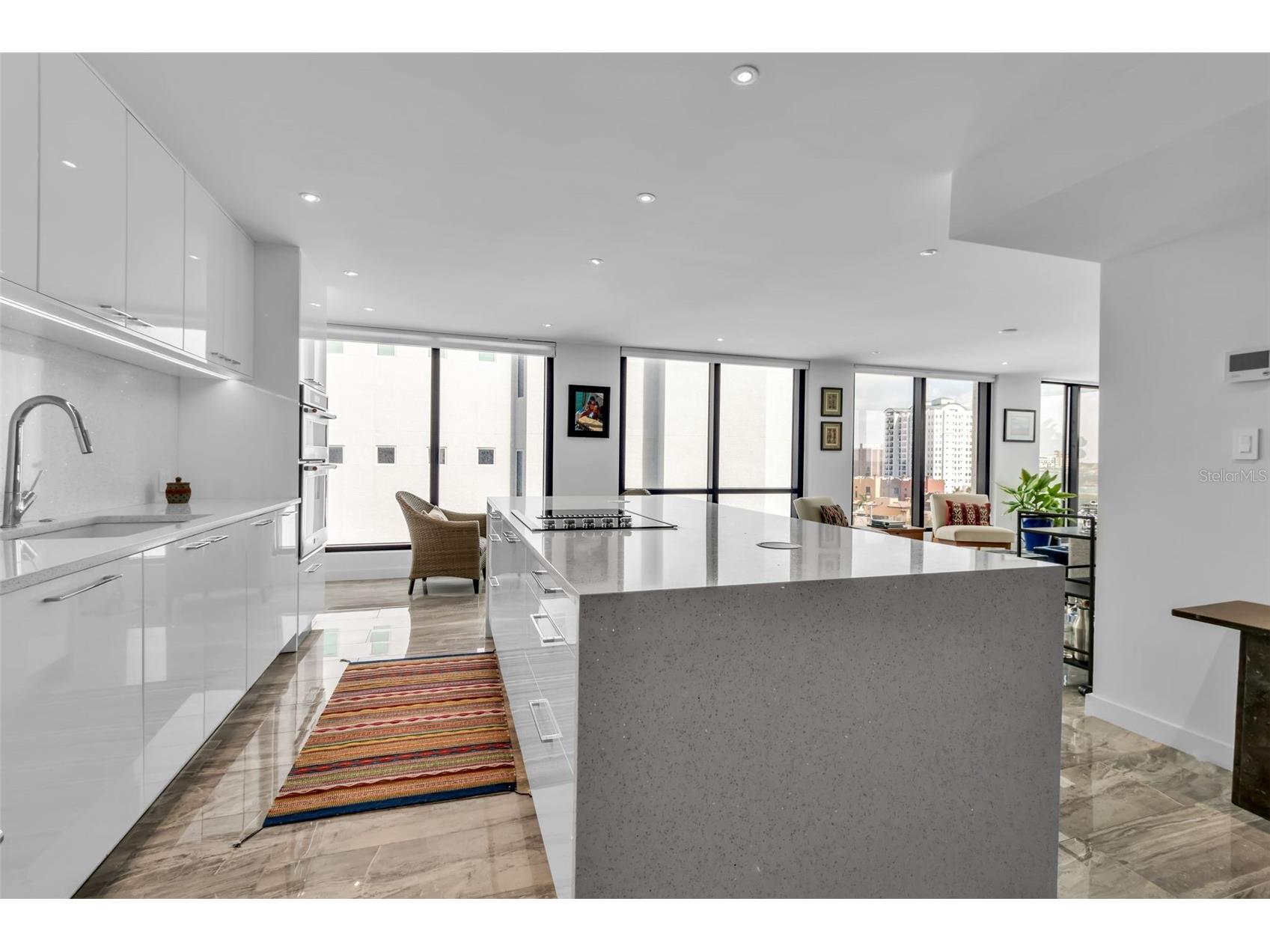 707 S Gulfstream Avenue #802 Sarasota FL 34236 A4686314 image8