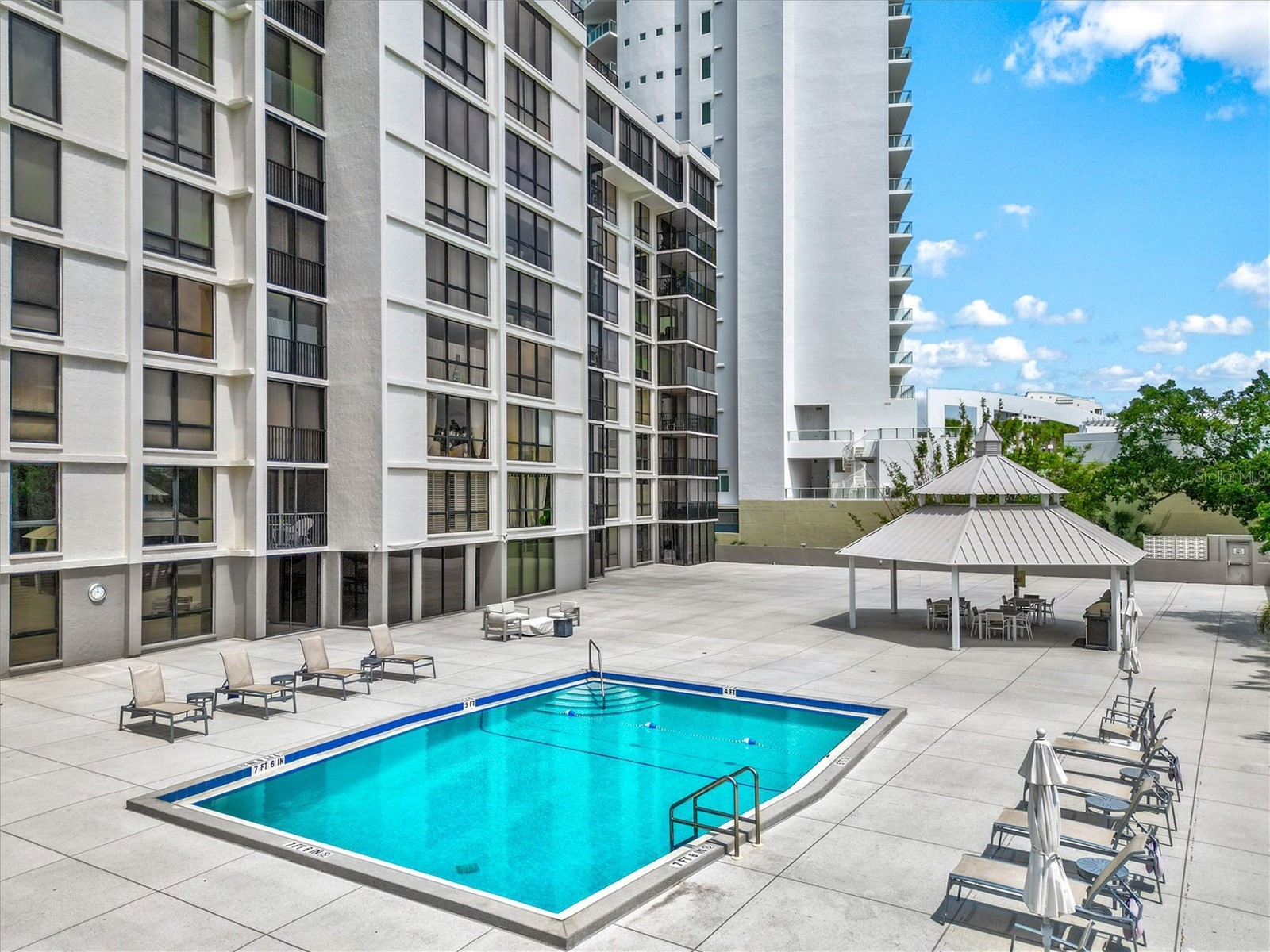 707 S Gulfstream Avenue #906 Sarasota FL 34236 A4694387 image12