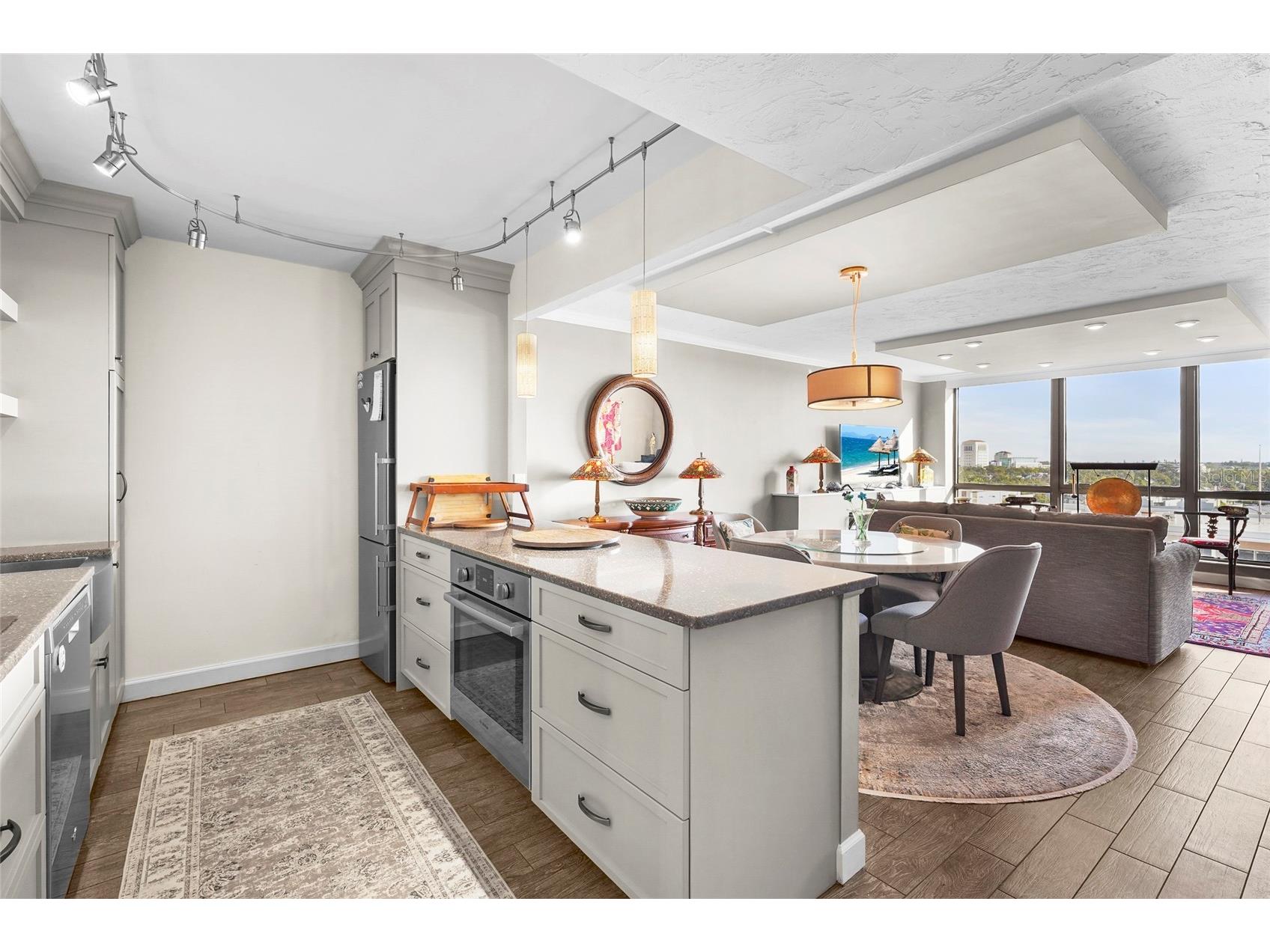 707 S Gulfstream Avenue #906 Sarasota FL 34236 A4694387 image6