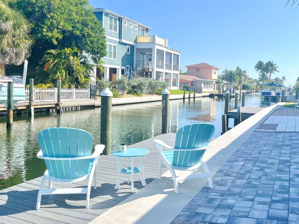 707 Saint Judes Drive S #1 Longboat Key FL 34228 - SARASOTA BAY O6257538 image1