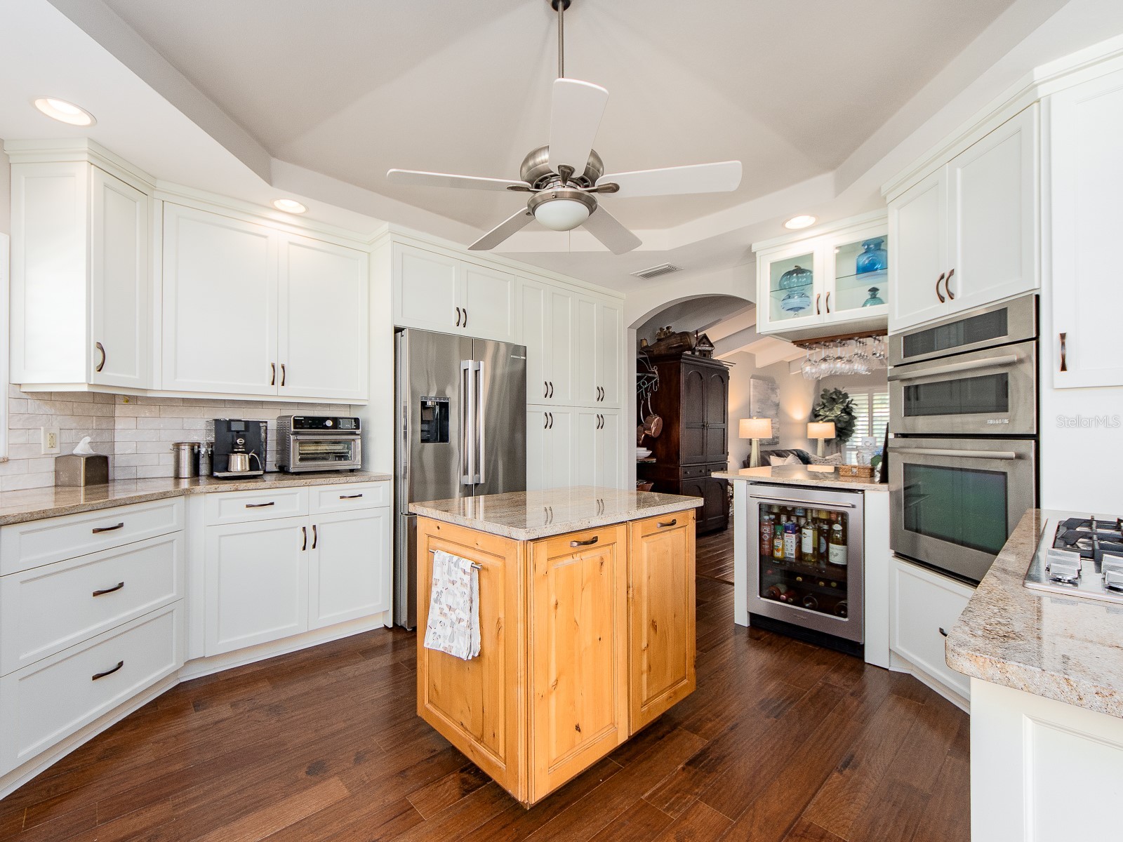 707 Snug Island Clearwater Beach FL 33767 TB8489063 image12