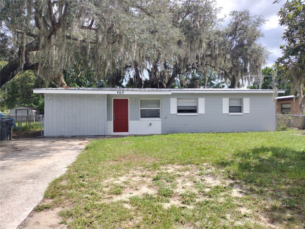 707 W Ruth Street Avon Park FL 33825 T3494854 image1