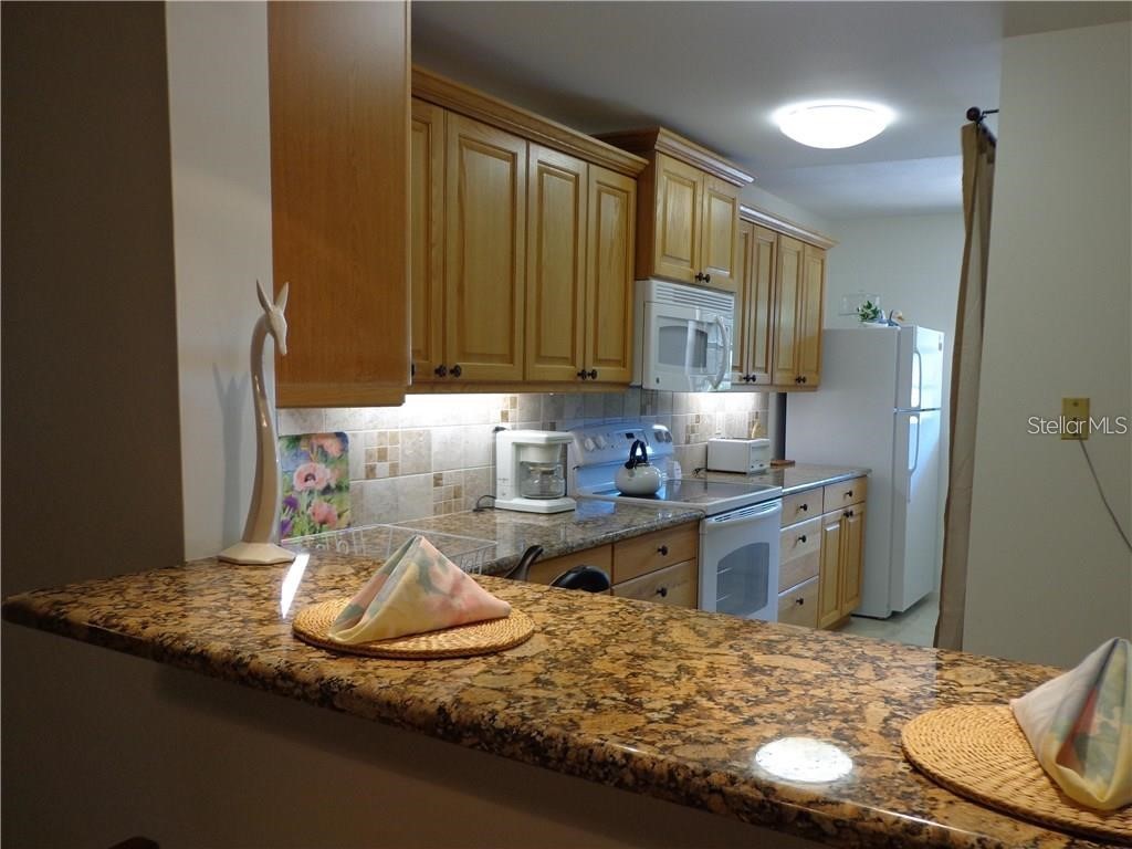 7070 Fairway Bend Lane #174 Sarasota FL 34243 A4670210 image8