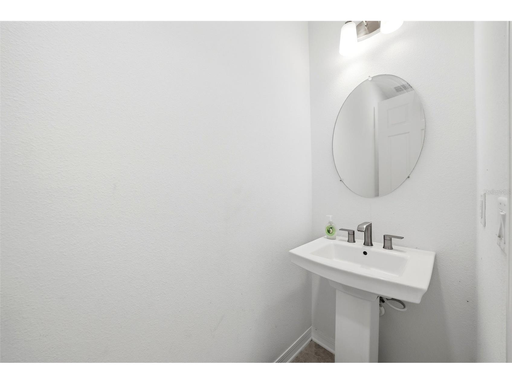 7073 Graybrook Drive Wesley Chapel FL 33545 TB8493143 image32