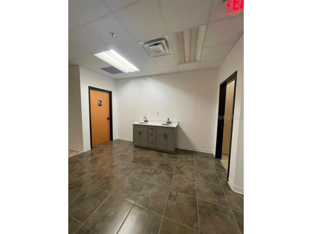 7075 Kingspointe Parkway #9 Orlando FL 32819 O6366466 image27