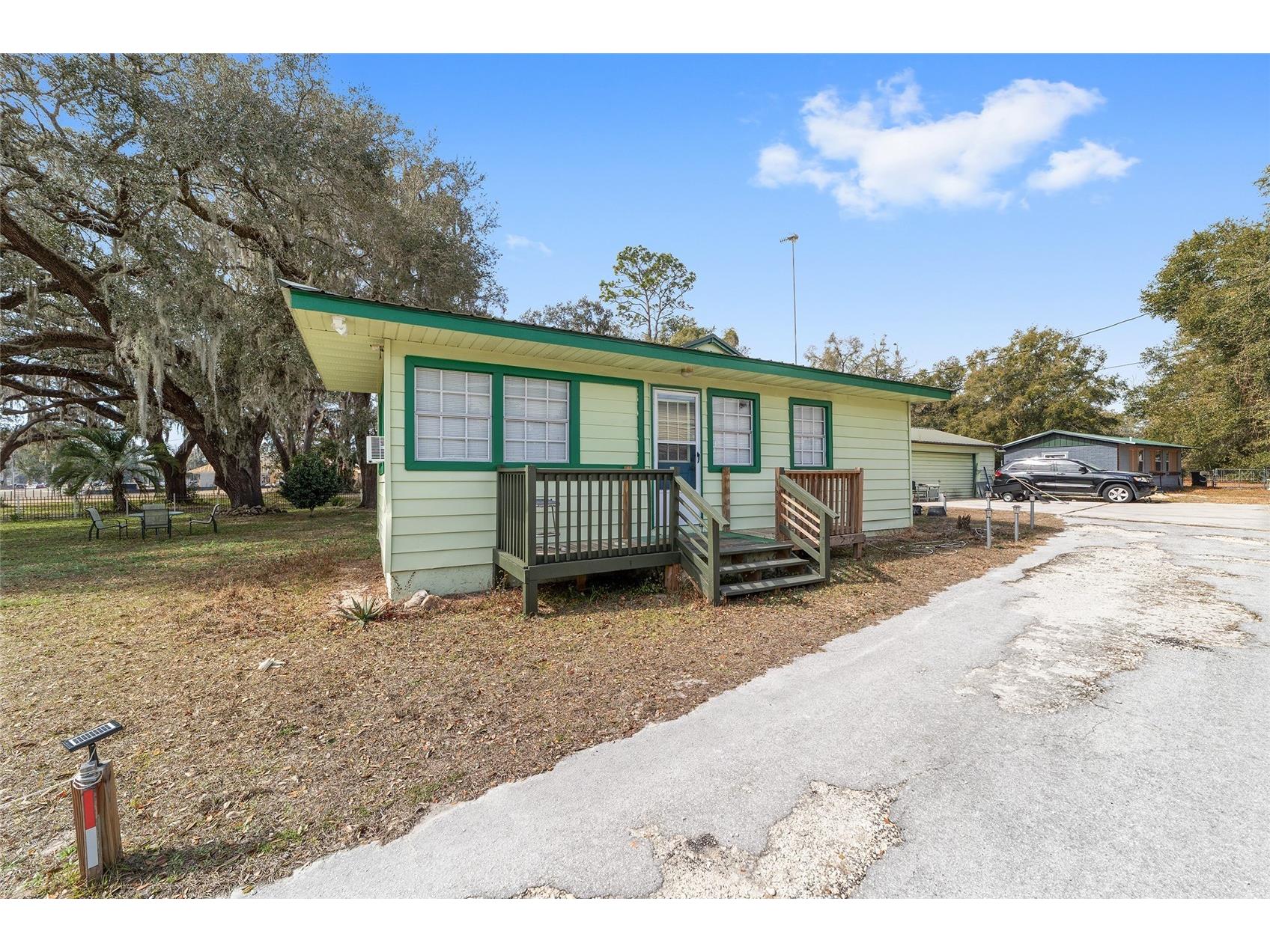 7075 SE Highway 25a Belleview FL 34420 OM718097 image26