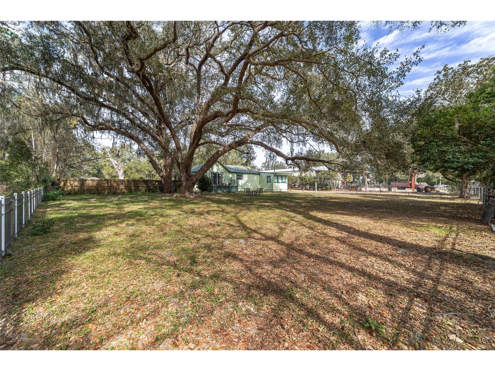 7075 SE Highway 25a Belleview FL 34420 OM718097 image3