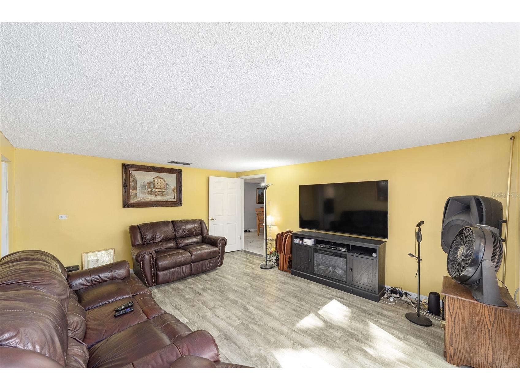 7075 SE Highway 25a Belleview FL 34420 OM718097 image7