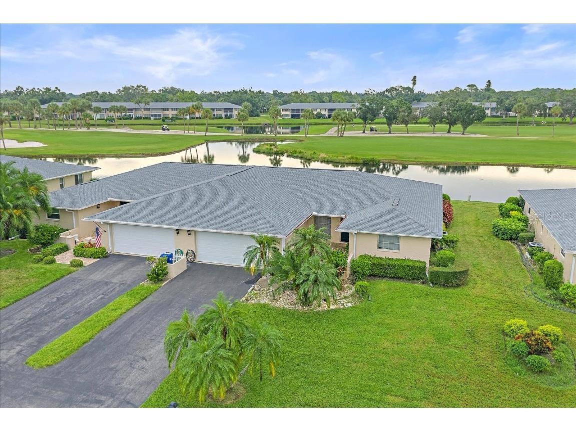 7077 W Country Club Drive N Sarasota FL 34243 A4664588 image1