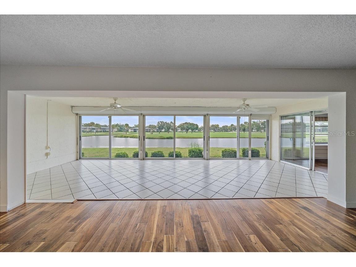 7077 W Country Club Drive N Sarasota FL 34243 A4664588 image13