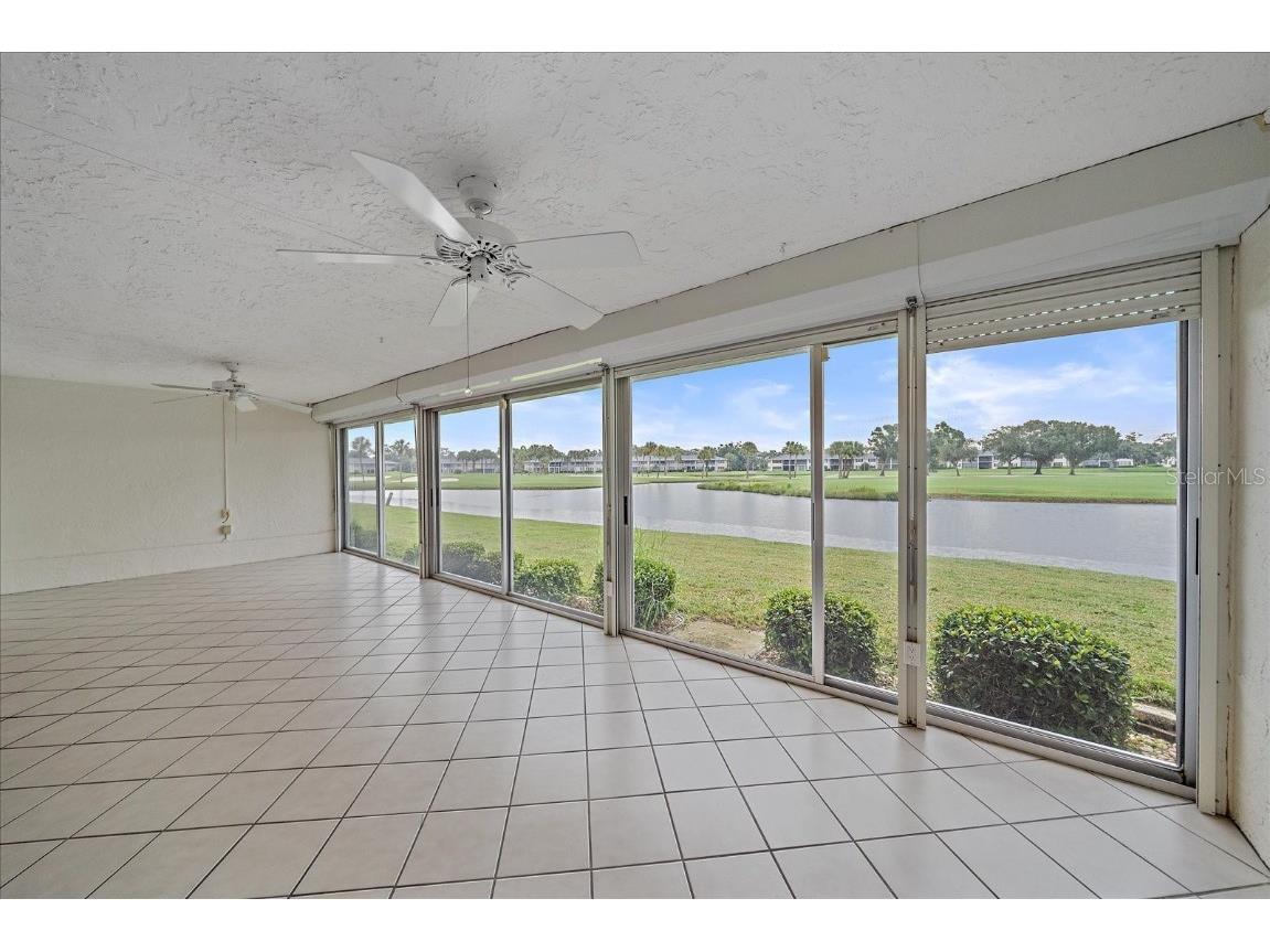 7077 W Country Club Drive N Sarasota FL 34243 A4664588 image14