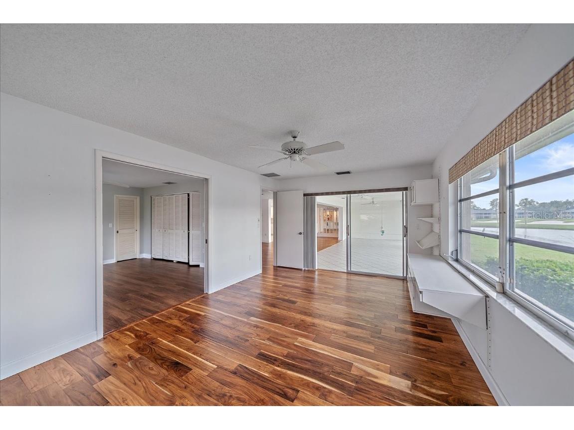 7077 W Country Club Drive N Sarasota FL 34243 A4664588 image21