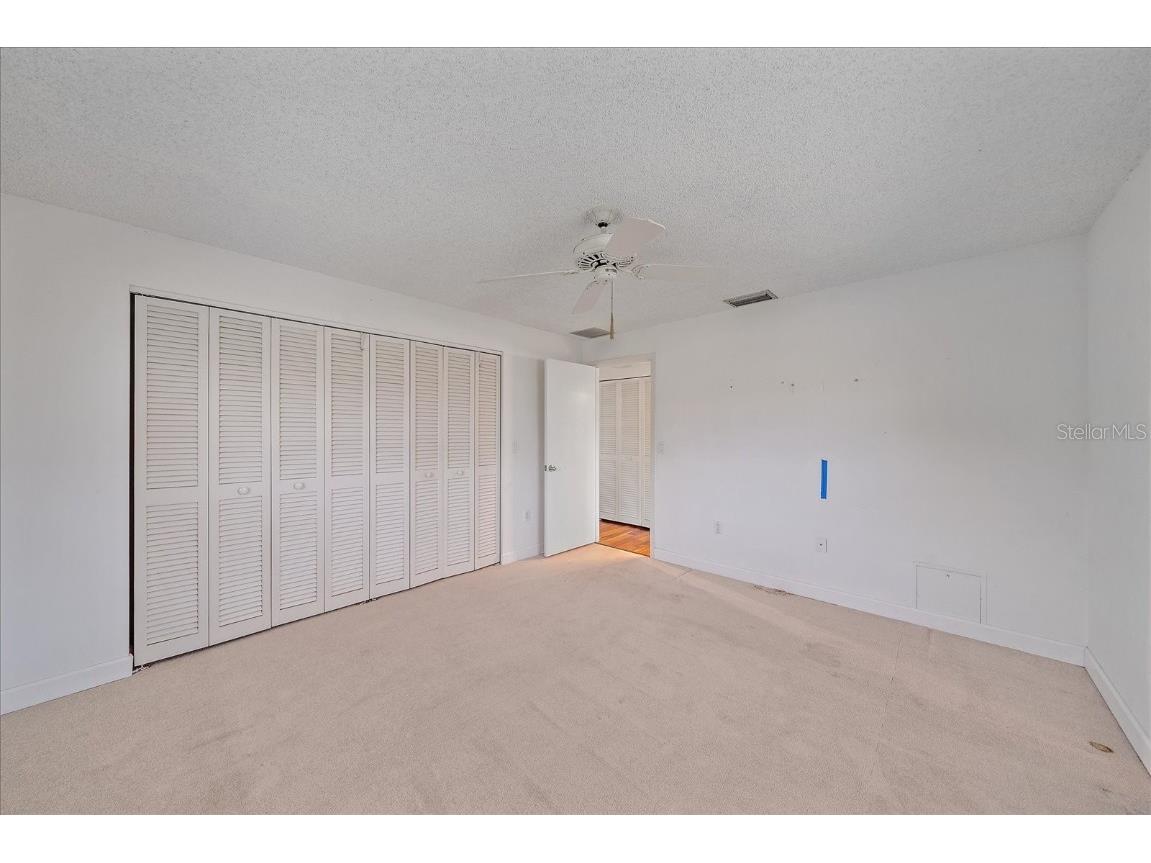 7077 W Country Club Drive N Sarasota FL 34243 A4664588 image27