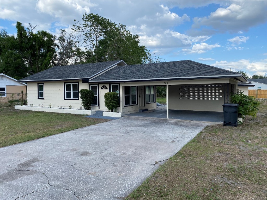 708 29th Street NW Winter Haven FL 33881 P4925276 image1