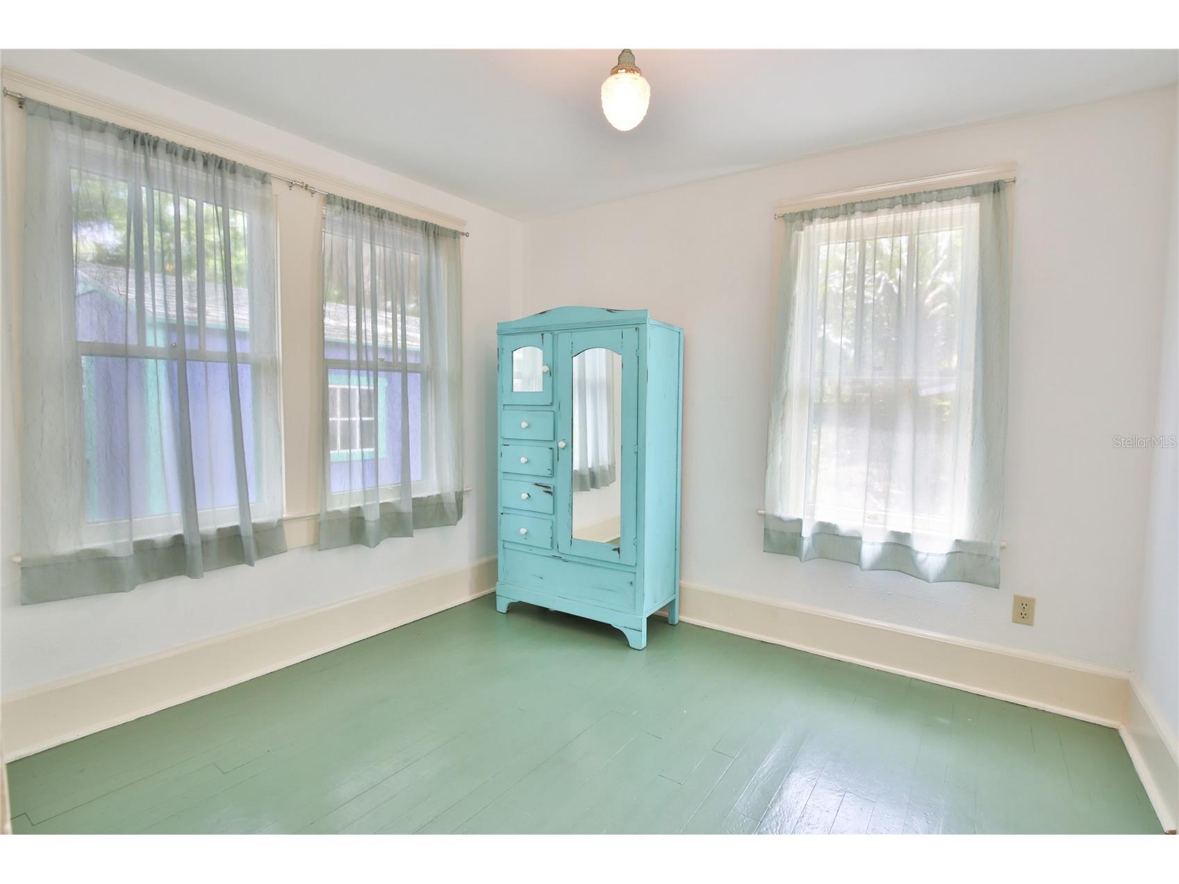 708 42nd Street Sarasota FL 34234 A4688855 image25