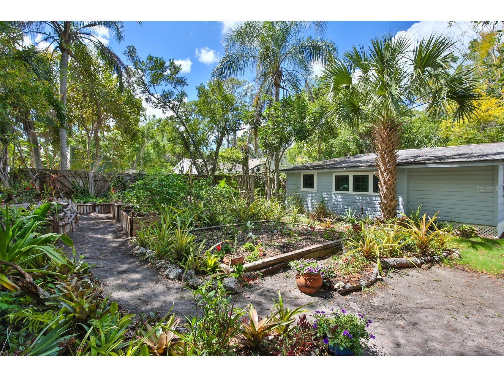 708 42nd Street Sarasota FL 34234 A4688855 image47