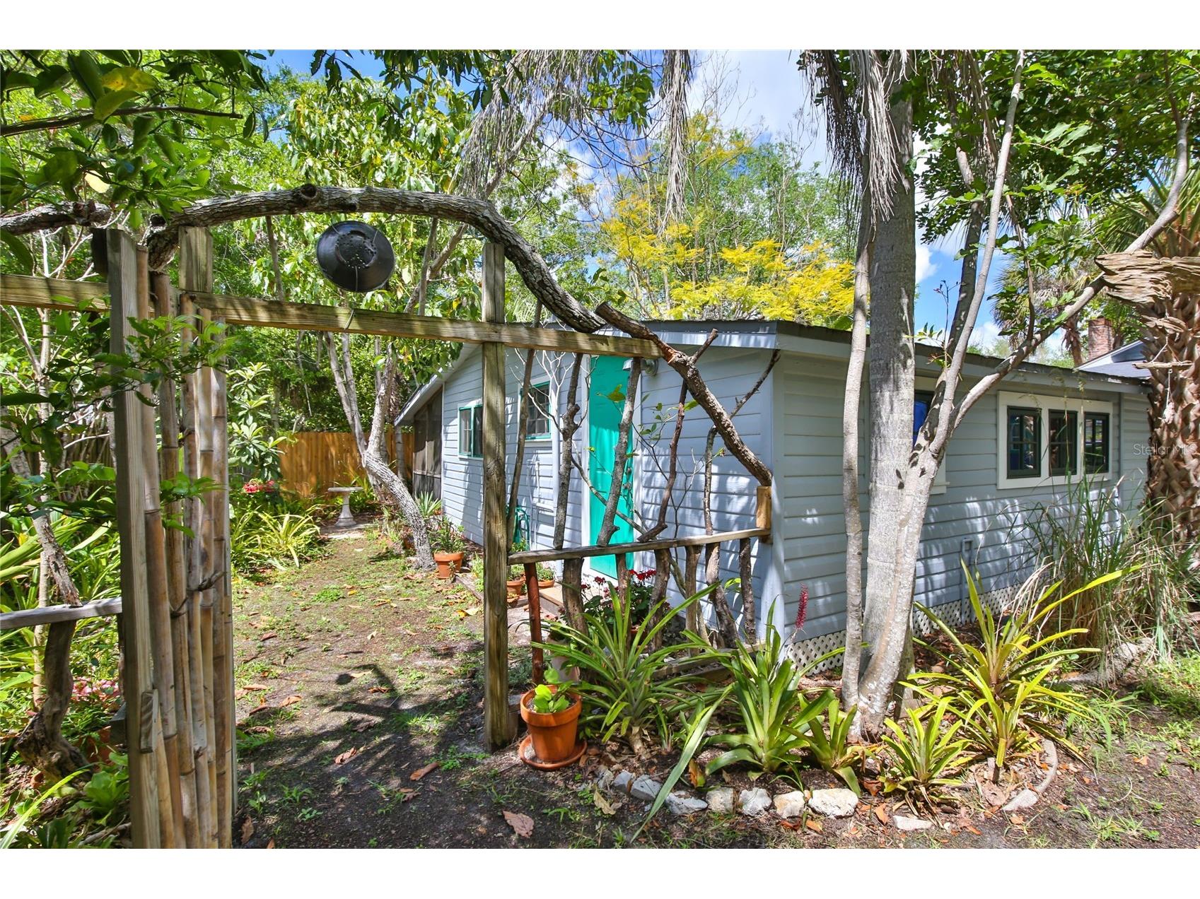 708 42nd Street Sarasota FL 34234 A4688855 image52