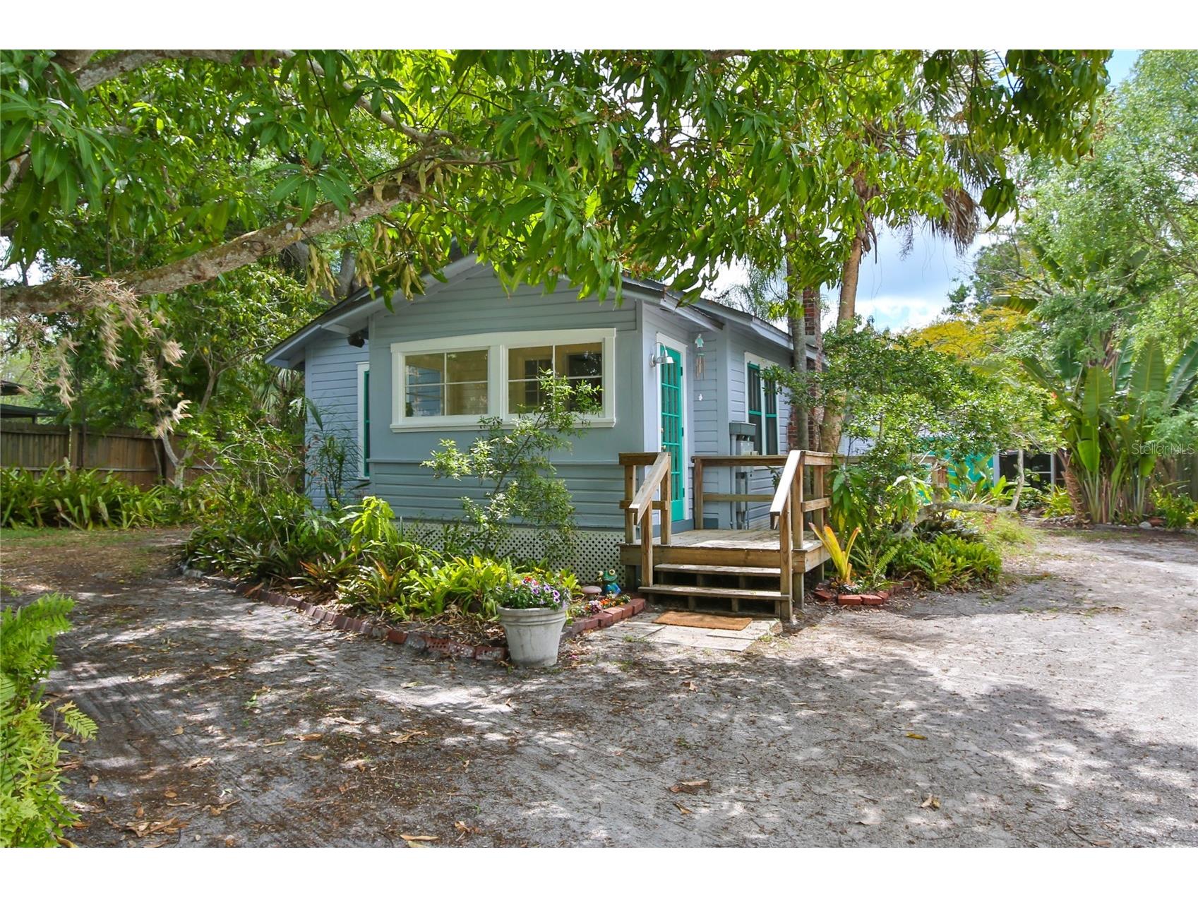 708 42nd Street Sarasota FL 34234 A4688859 image3