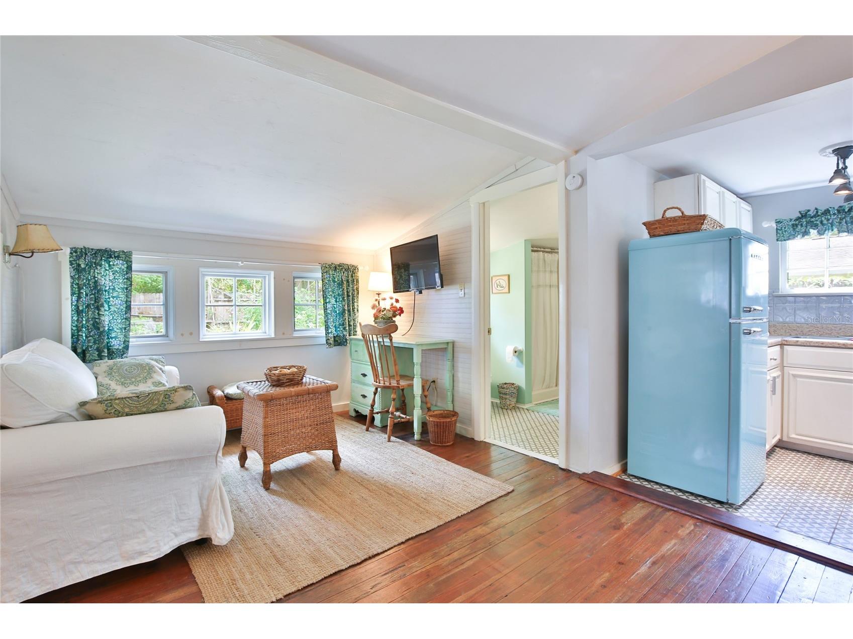 708 42nd Street Sarasota FL 34234 A4688859 image36