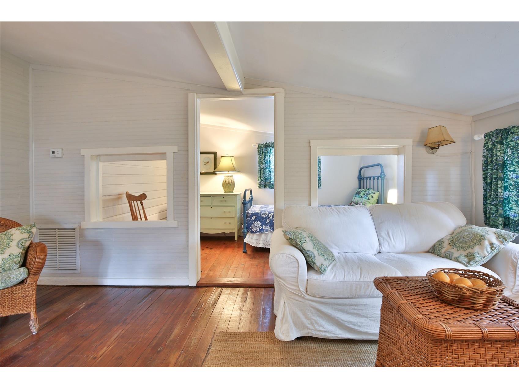 708 42nd Street Sarasota FL 34234 A4688859 image39