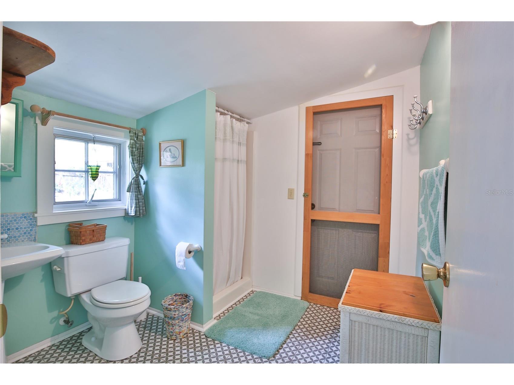 708 42nd Street Sarasota FL 34234 A4688859 image43