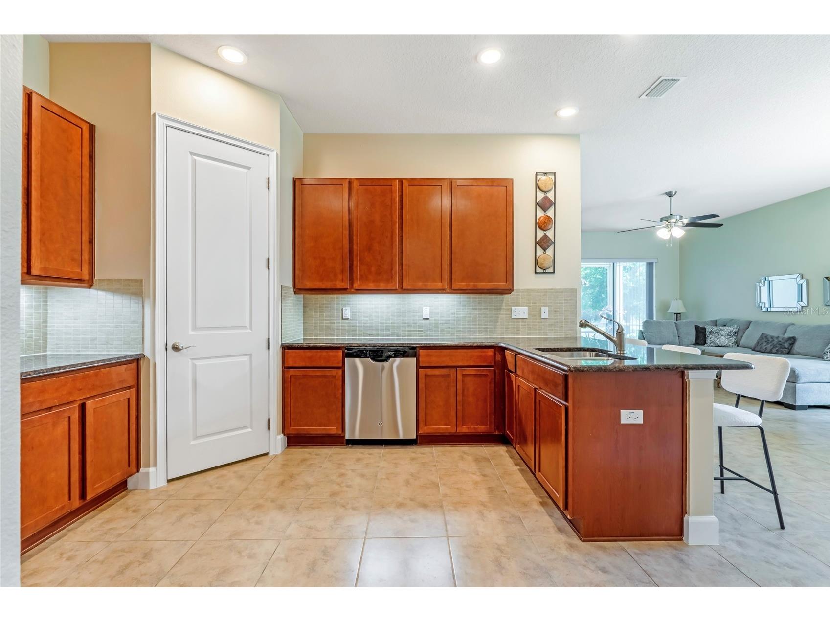 708 Aldenham Lane Ormond Beach FL 32174 V4948594 image8