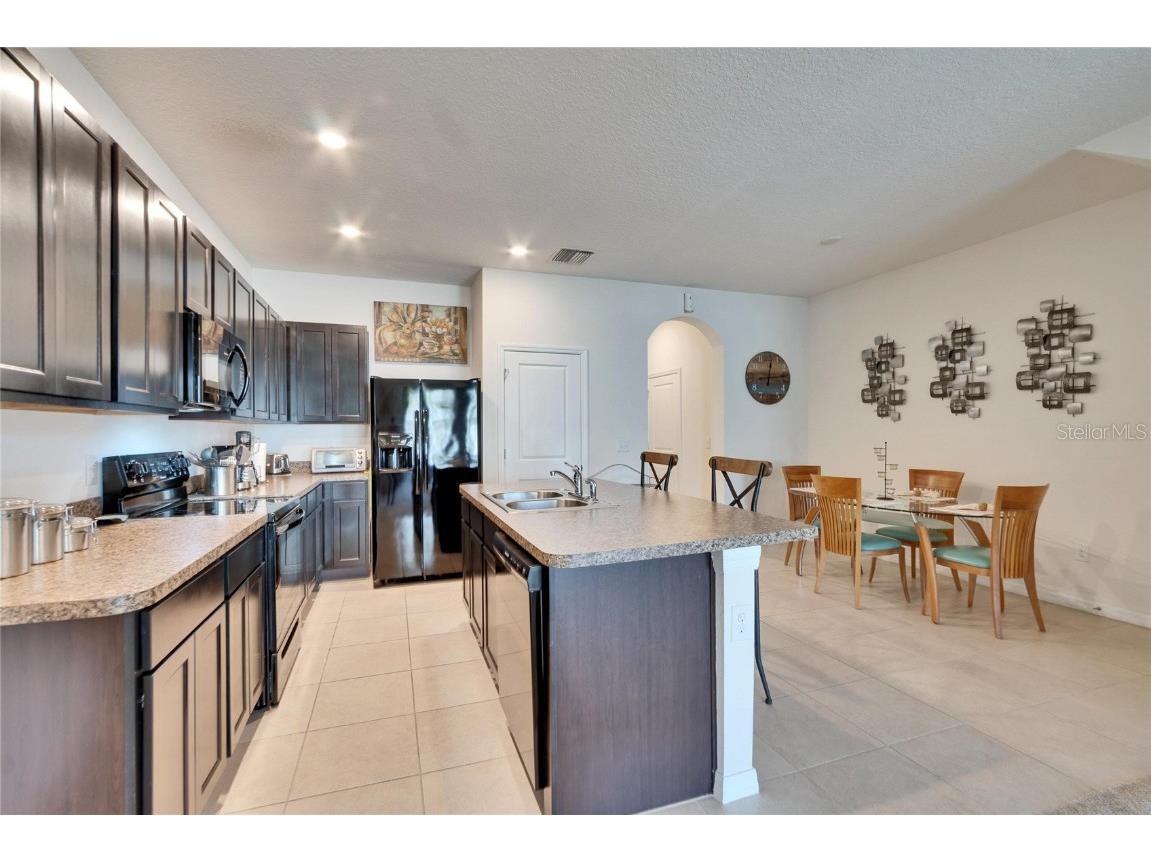 708 Barclay Wood Drive Ruskin FL 33570 TB8361543 image13