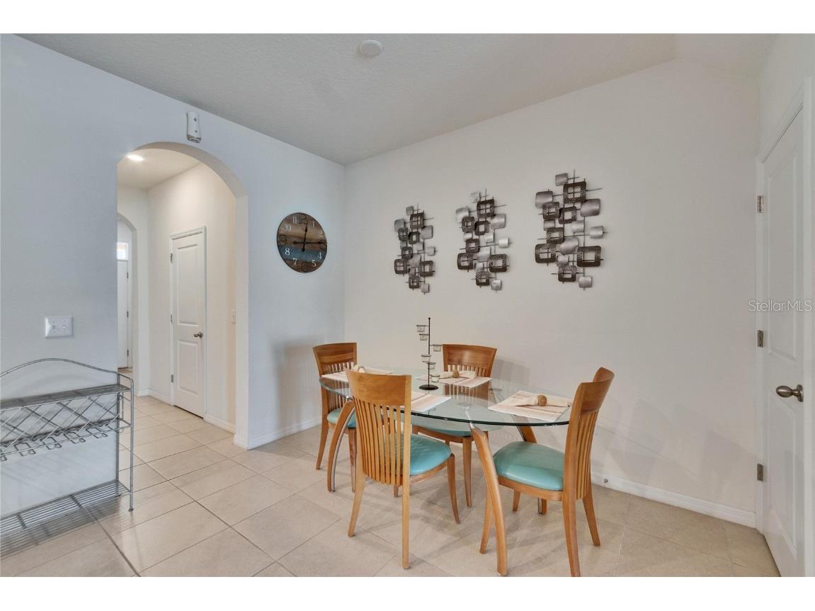 708 Barclay Wood Drive Ruskin FL 33570 TB8361543 image16