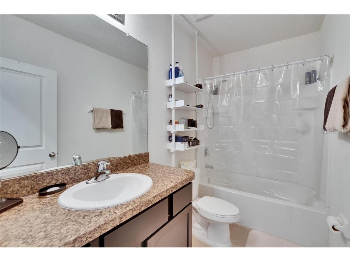 708 Barclay Wood Drive Ruskin FL 33570 TB8361543 image25