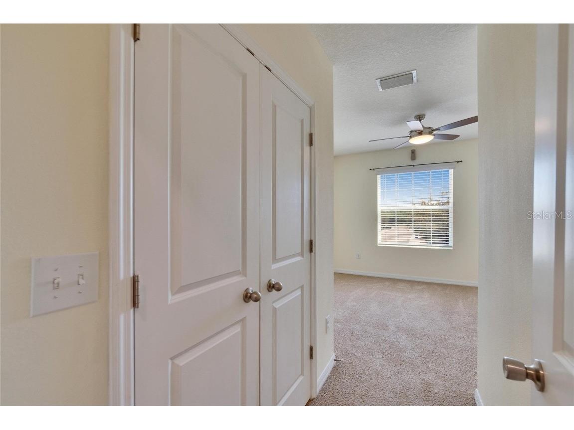 708 Barclay Wood Drive Ruskin FL 33570 TB8361543 image30