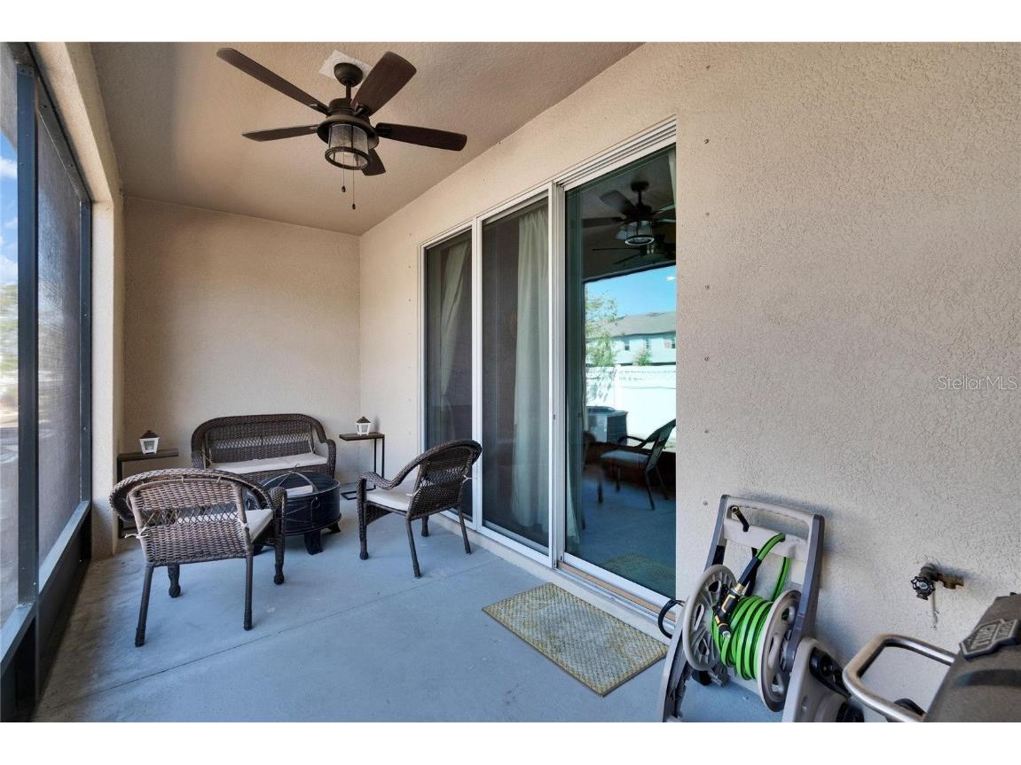 708 Barclay Wood Drive Ruskin FL 33570 TB8361543 image32