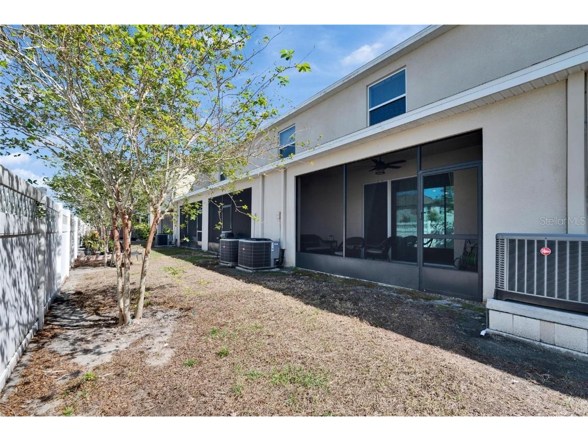 708 Barclay Wood Drive Ruskin FL 33570 TB8361543 image34