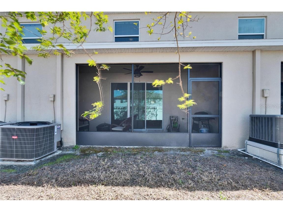 708 Barclay Wood Drive Ruskin FL 33570 TB8361543 image35