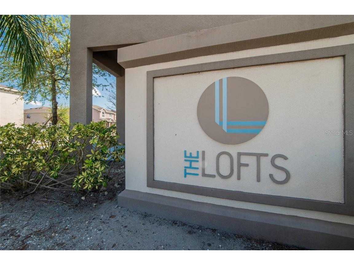 708 Barclay Wood Drive Ruskin FL 33570 TB8361543 image37