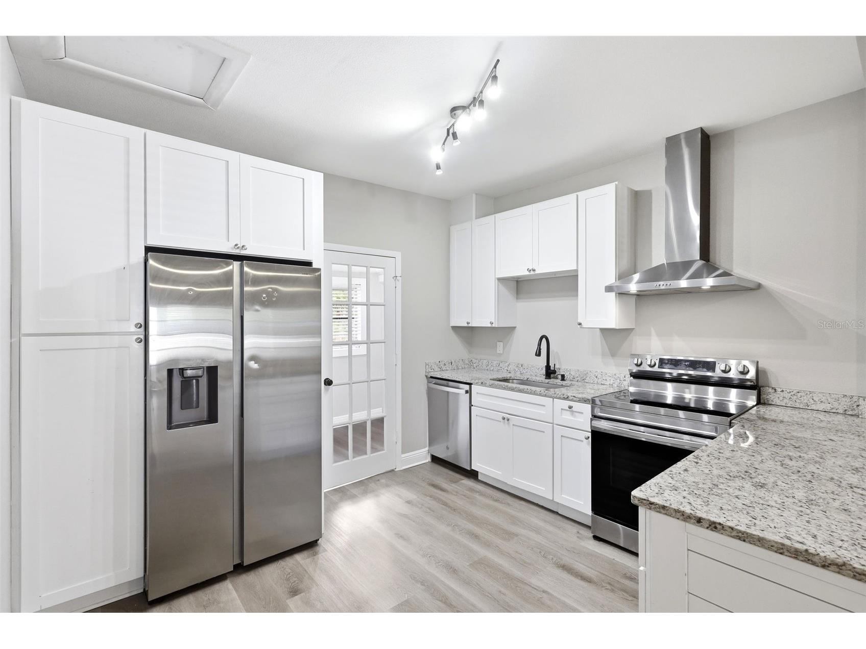 708 Celery Avenue Sanford FL 32771 V4950154 image16