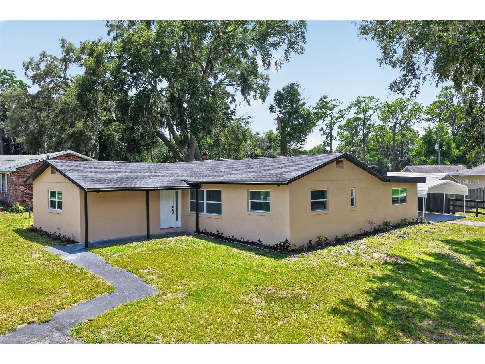 708 Cindy Avenue Fruitland Park FL 34731 G5114989 image1