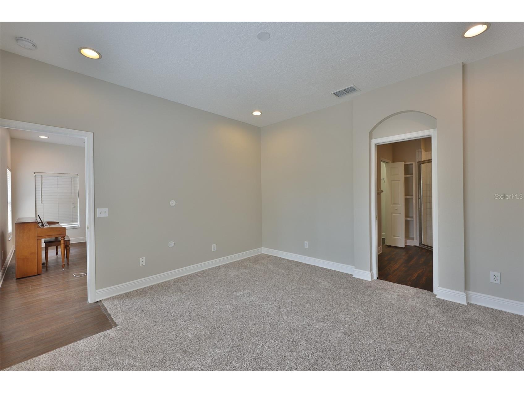 708 Coade Stone Drive Seffner FL 33584 TB8507440 image2