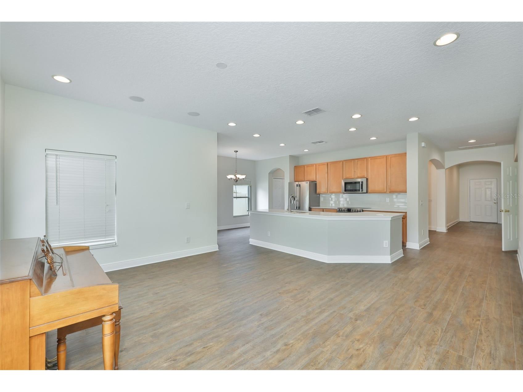 708 Coade Stone Drive Seffner FL 33584 TB8507440 image3