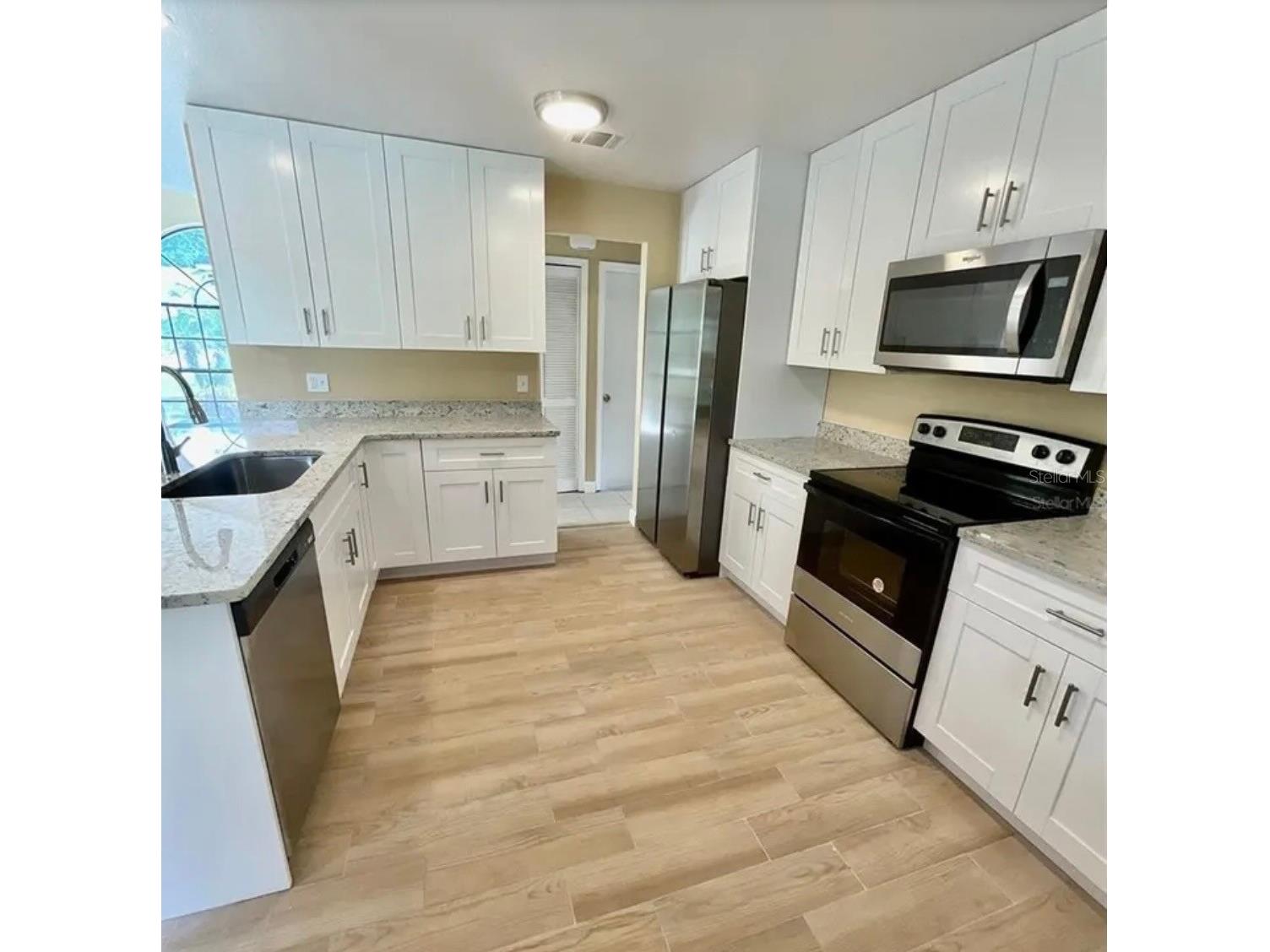 708 Del Rio Way Kissimmee FL 34758 O6390514 image3