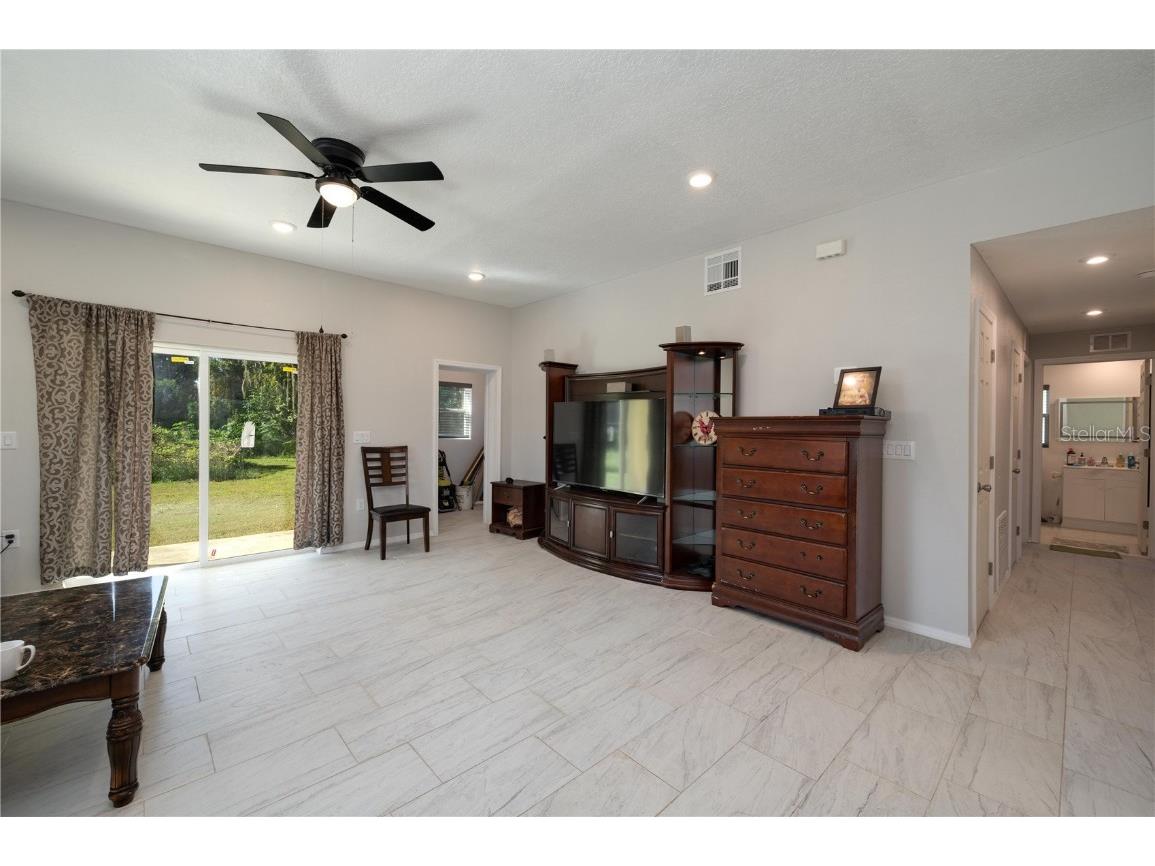 708 E Broadway Street Fort Meade FL 33841 L4956249 image7