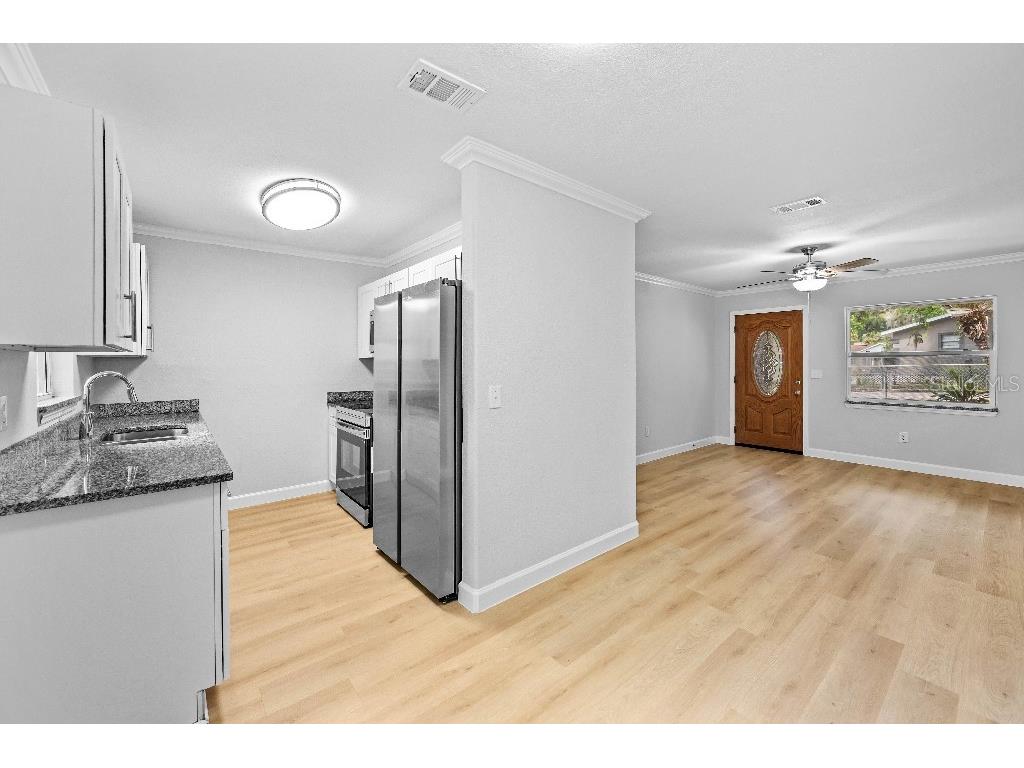 708 E Walts Avenue Deland FL 32724 W7878764 image11