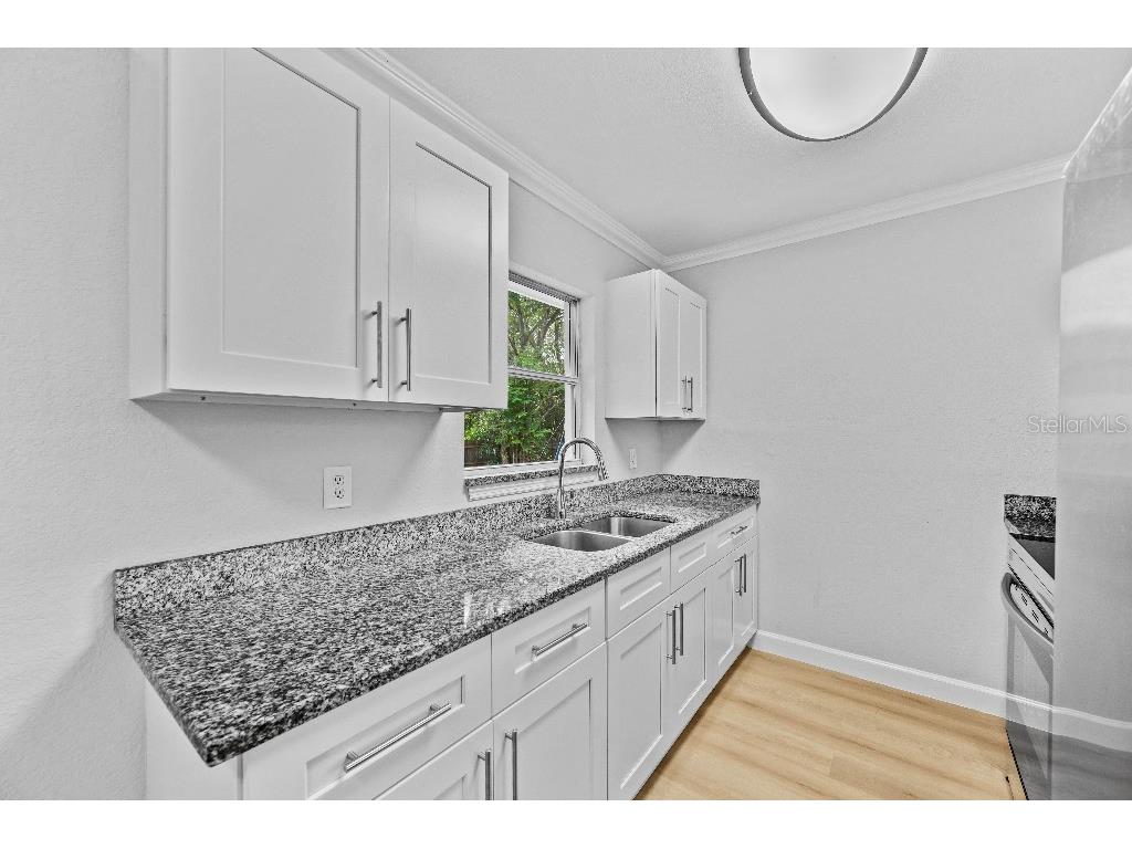 708 E Walts Avenue Deland FL 32724 W7878764 image13