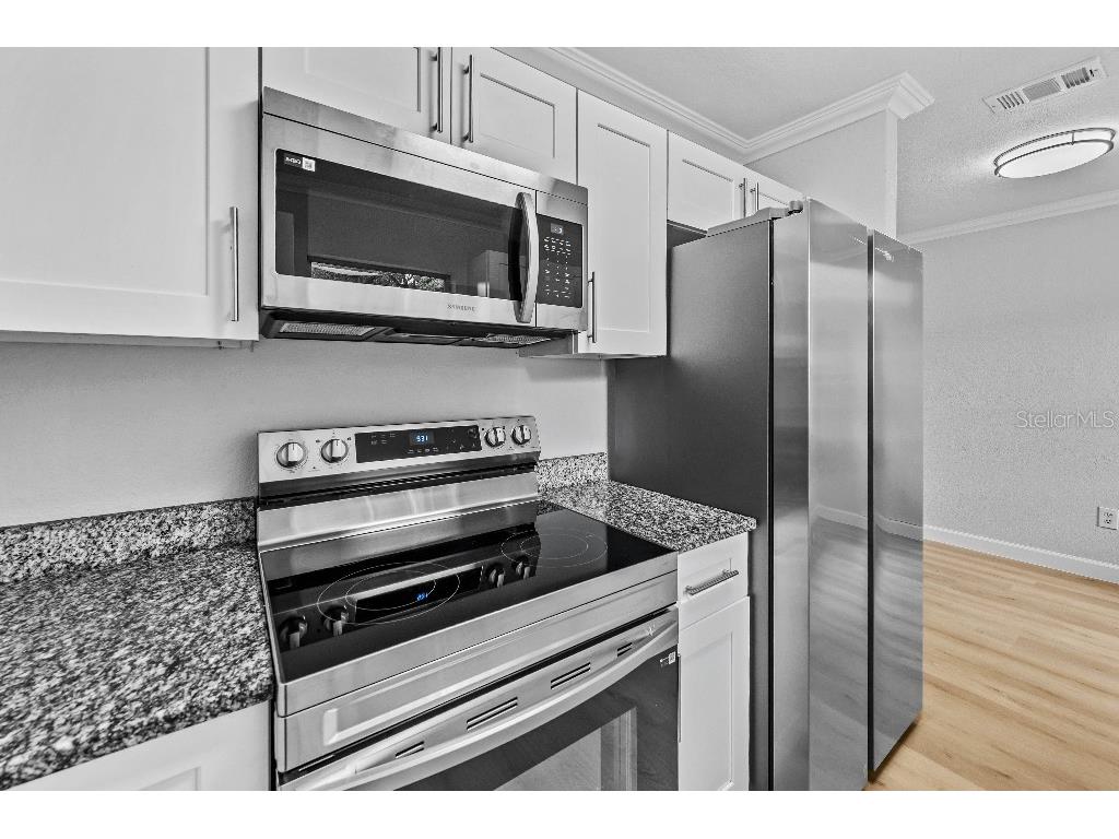 708 E Walts Avenue Deland FL 32724 W7878764 image14