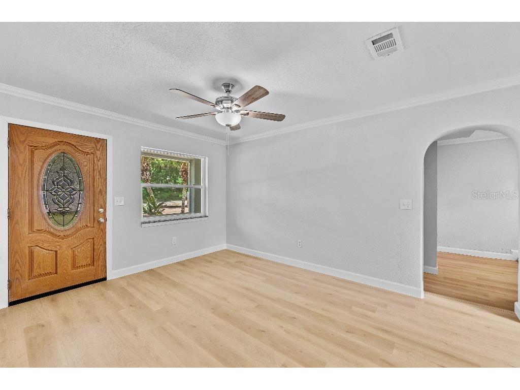 708 E Walts Avenue Deland FL 32724 W7878764 image5